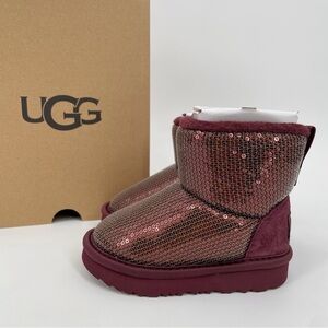 UGG Kids Boots in Sparkling Burgundy